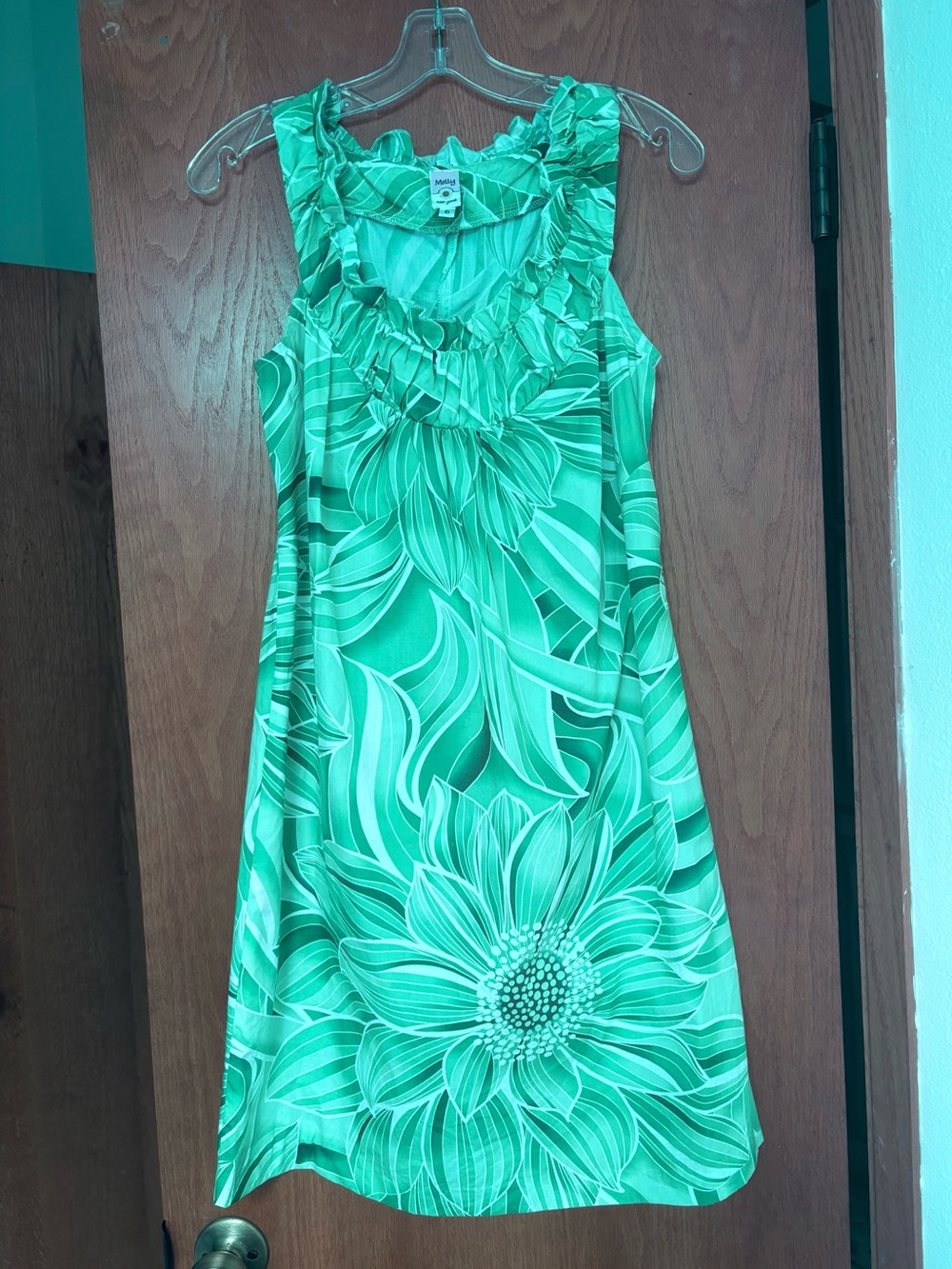 EUC Molly New York Hawaiian Green and white dress size 6